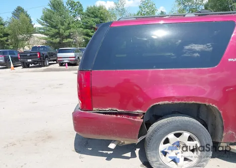 2010 GMC Yukon Xl 1500 Slt z USA, uszkodzony, nr VIN 1GKUKKE39AR266855